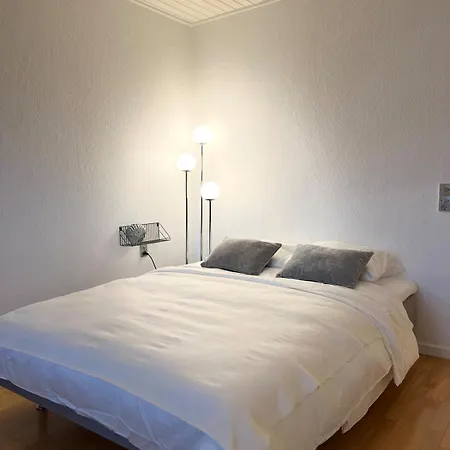 アパート Charming 1-bedroom With Free Parking *